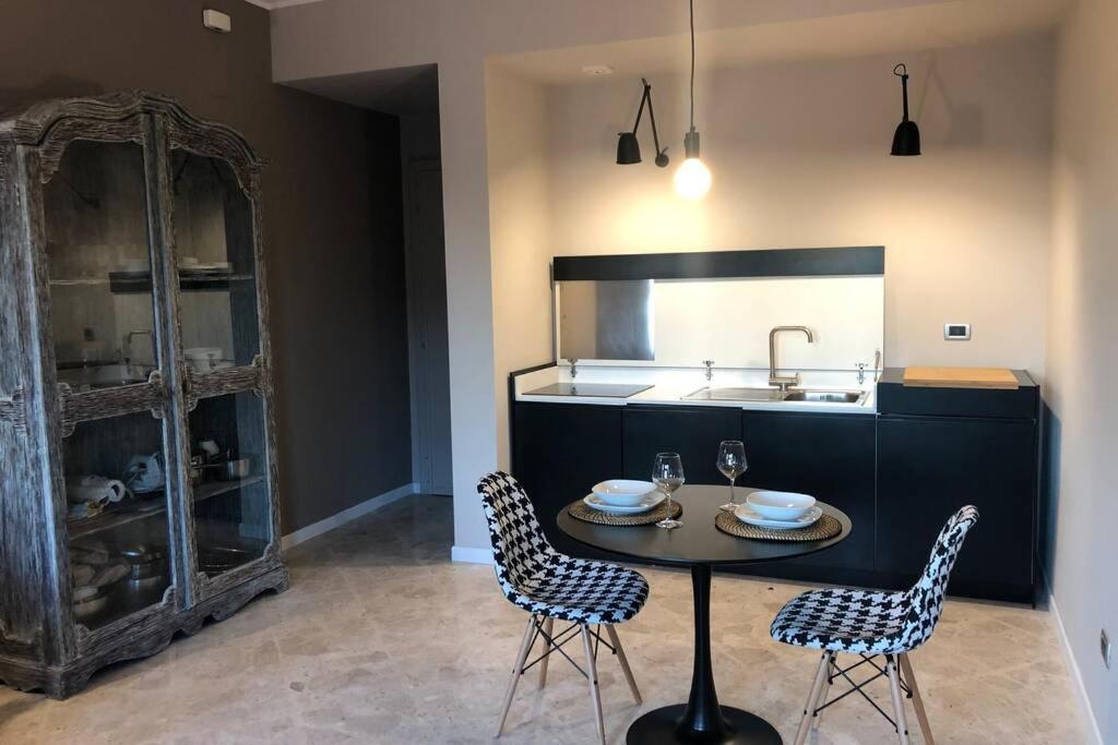 Laus Via Sparano - Lux & Design Mini Bari Bagian luar foto